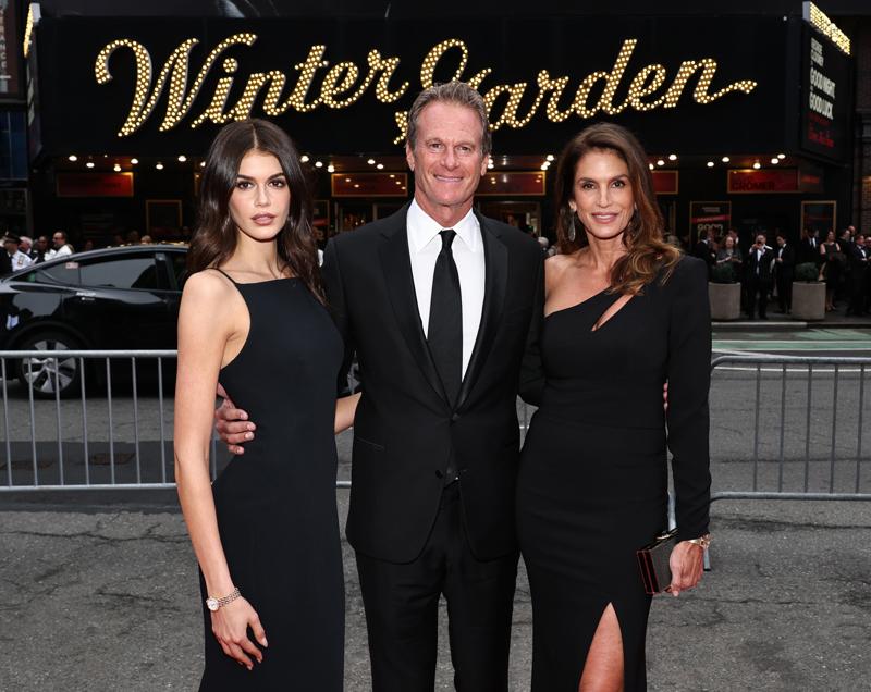 “Good Night and Good Luck” Broadway gecesinde George Clooney'e Tam Destek