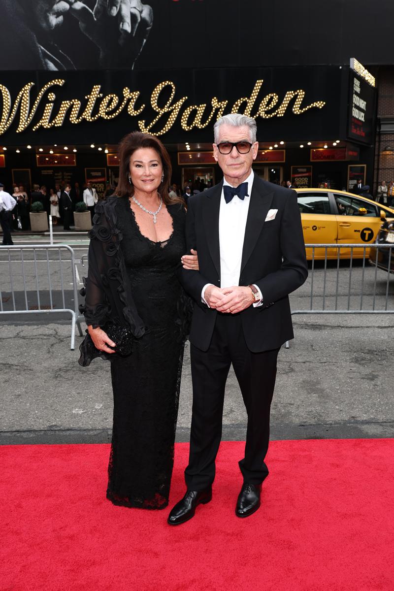 “Good Night and Good Luck” Broadway gecesinde George Clooney'e Tam Destek