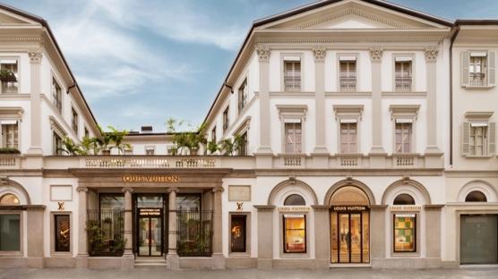 Louis Vuitton Milano'daki Tarihi Mağazasını Yeniden Açtı