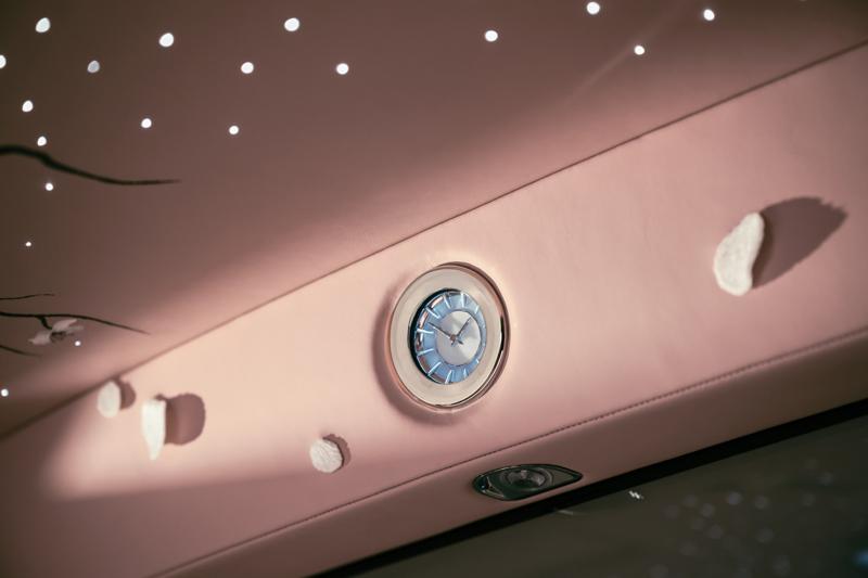 Kişiselleştirilmiş Lüksün Son Hali: Rolls-Royce Phantom “Cherry Blossom”