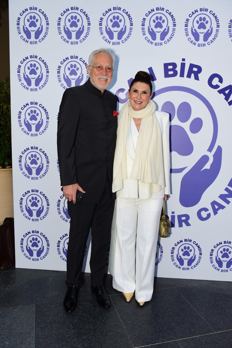 Derin Mermerci'den Pet Gala