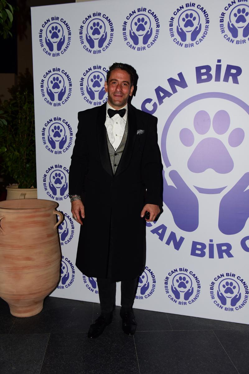 Derin Mermerci'den Pet Gala