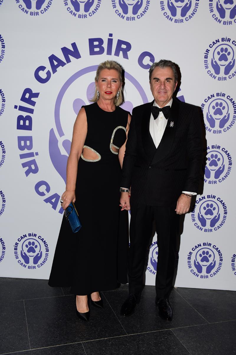 Derin Mermerci'den Pet Gala