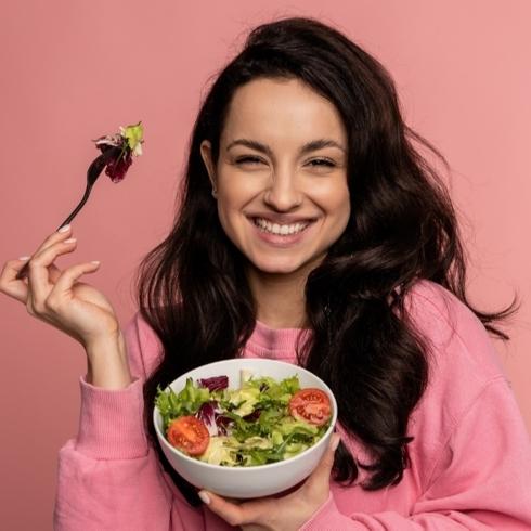 Genç Bir Cilt İçin Tüketmeniz Gereken Besinler