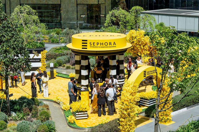Begüm Khan ve Sephora Anneler Günü'nü Kutladı