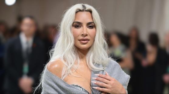 Kim Kardashian Hukuk Dünyasına İlk Adımını Attı