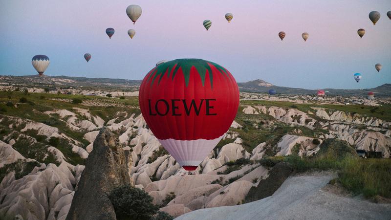 LOEWE'den Kapadokya'da Sanat, Moda ve Doğayla Harmanlanan Yolculuk