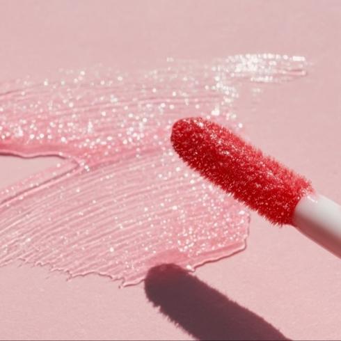 Bu Yaz Çantanızda Olması Gereken 10 Gloss