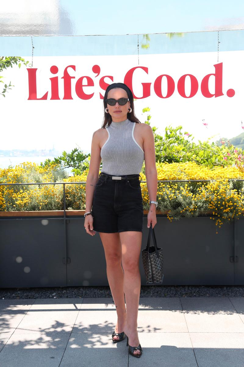 Buse Terim, LG Ürünlerini Tanıttı