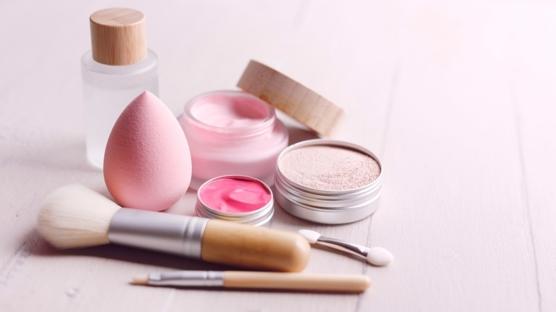 Makyaj Malzemesi Temizliğinde Dikkat Edilmesi Gerekenler