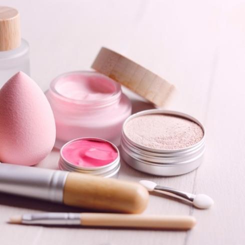Makyaj Malzemesi Temizliğinde Dikkat Edilmesi Gerekenler