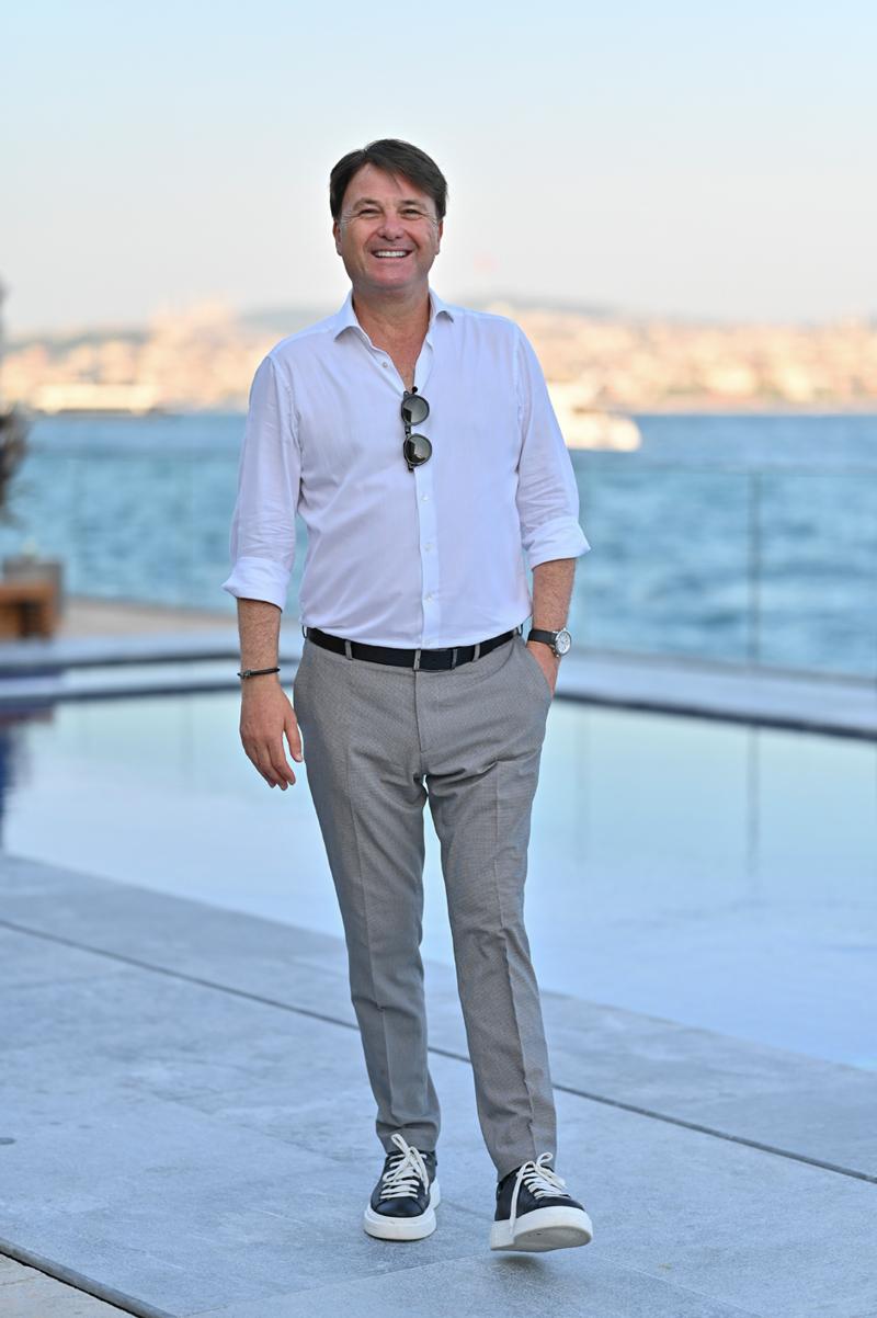 Boğaz'ın Kalbinde Şık Bir Yaz Akşamı