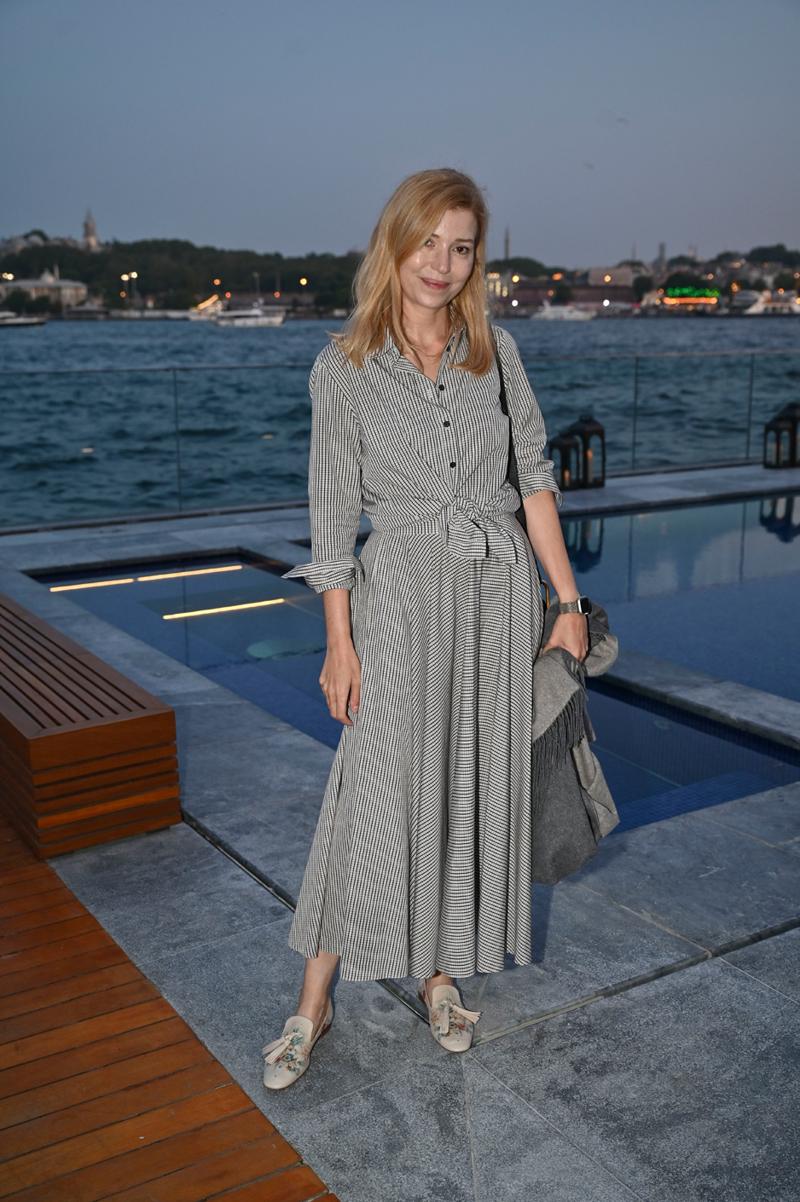 Boğaz'ın Kalbinde Şık Bir Yaz Akşamı