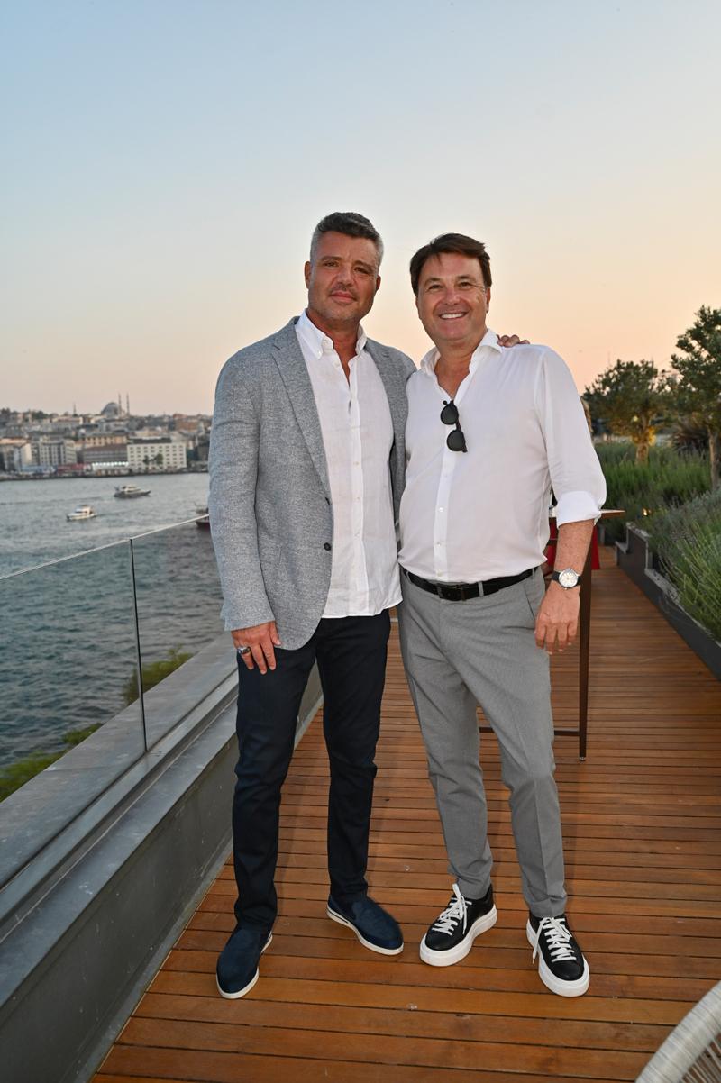 Boğaz'ın Kalbinde Şık Bir Yaz Akşamı