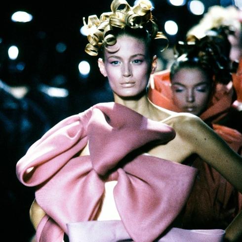 Versay Düşleri: Modada Rococo Dönemi