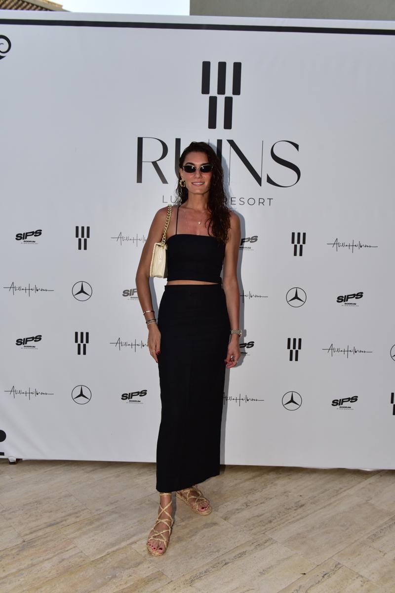 Bodrum'da Sevil Dolmacı Galeri İmzasıyla "Zamanın Pop Hali"