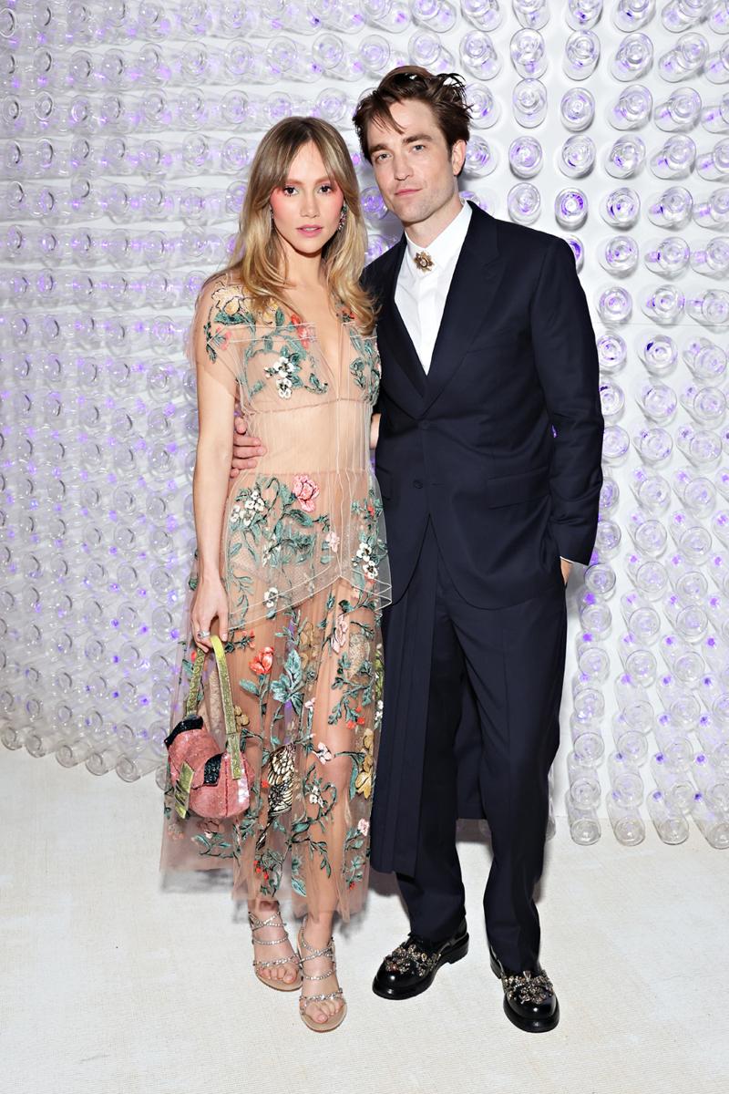 Ünlü Çiftlerin Kırmızı Halı Görünümleri