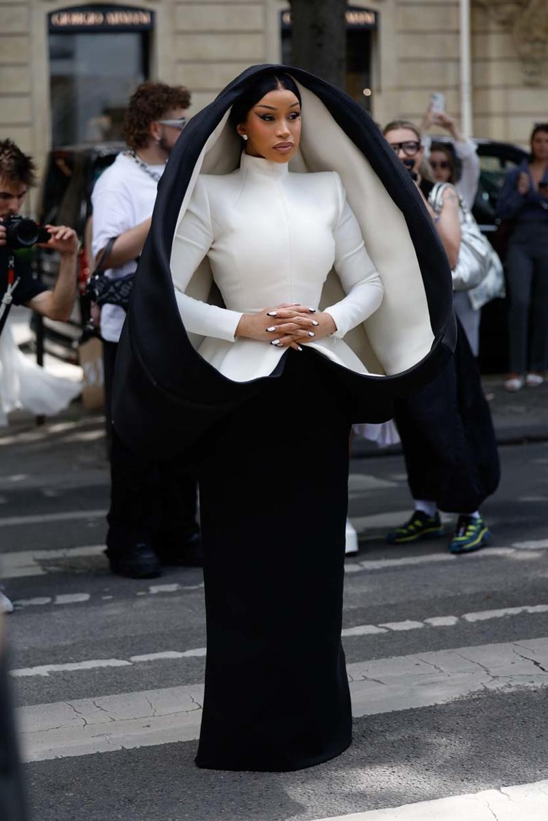 Cardi B'nin Yüksek Moda Stili