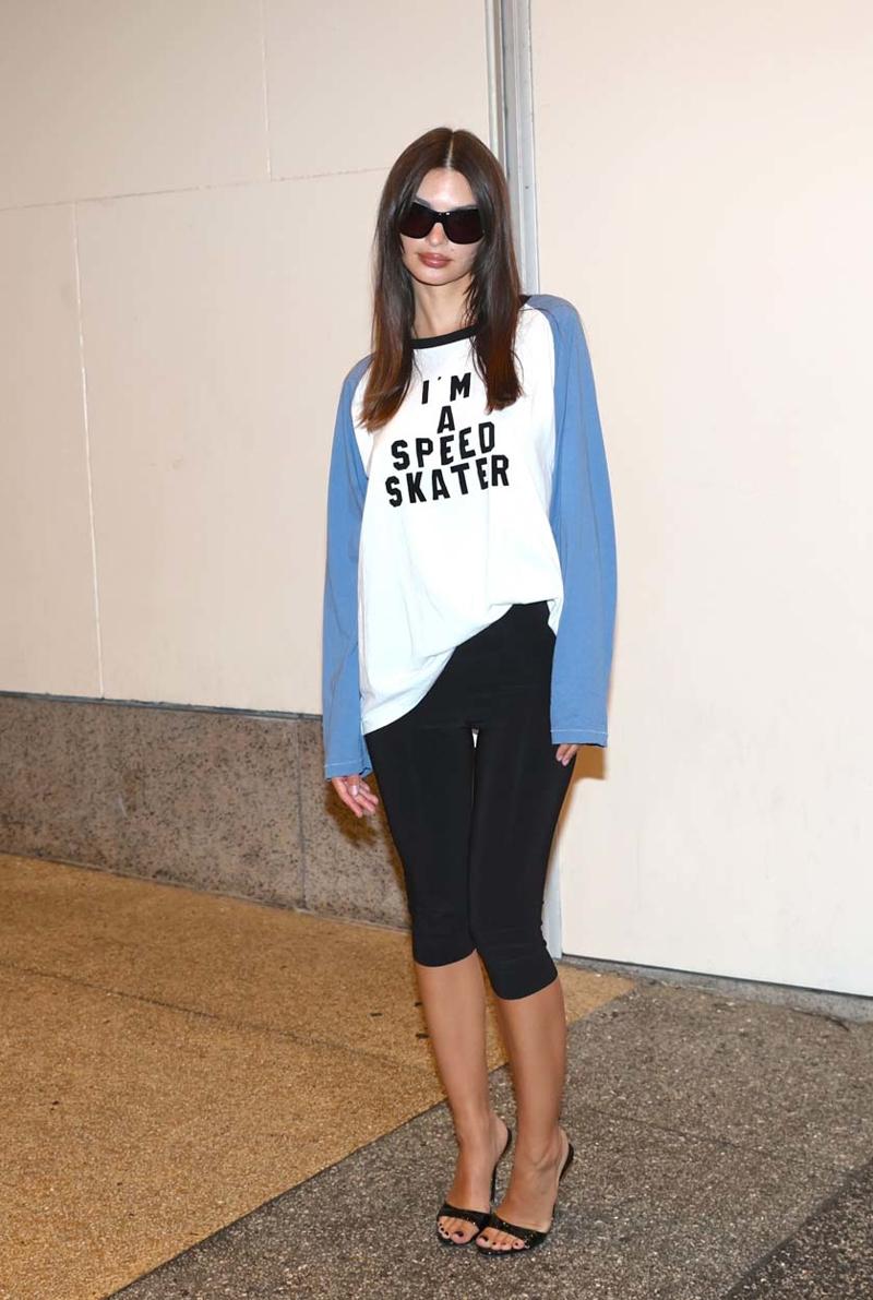 Emily Ratajkowski ile Bir Günde Dört Farklı Stil