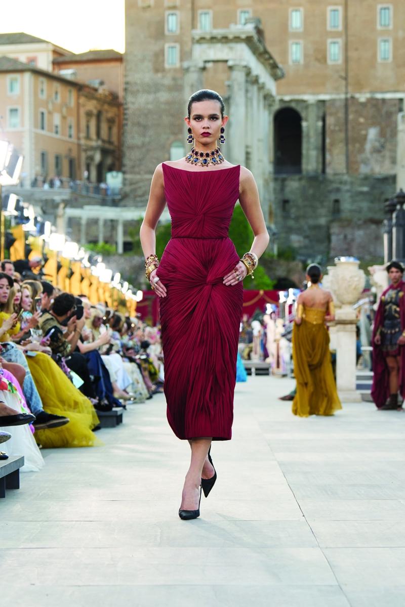 Tarihin Sahnesinde Zanaatkârlık: Dolce&Gabbana Alta Moda Roma'da