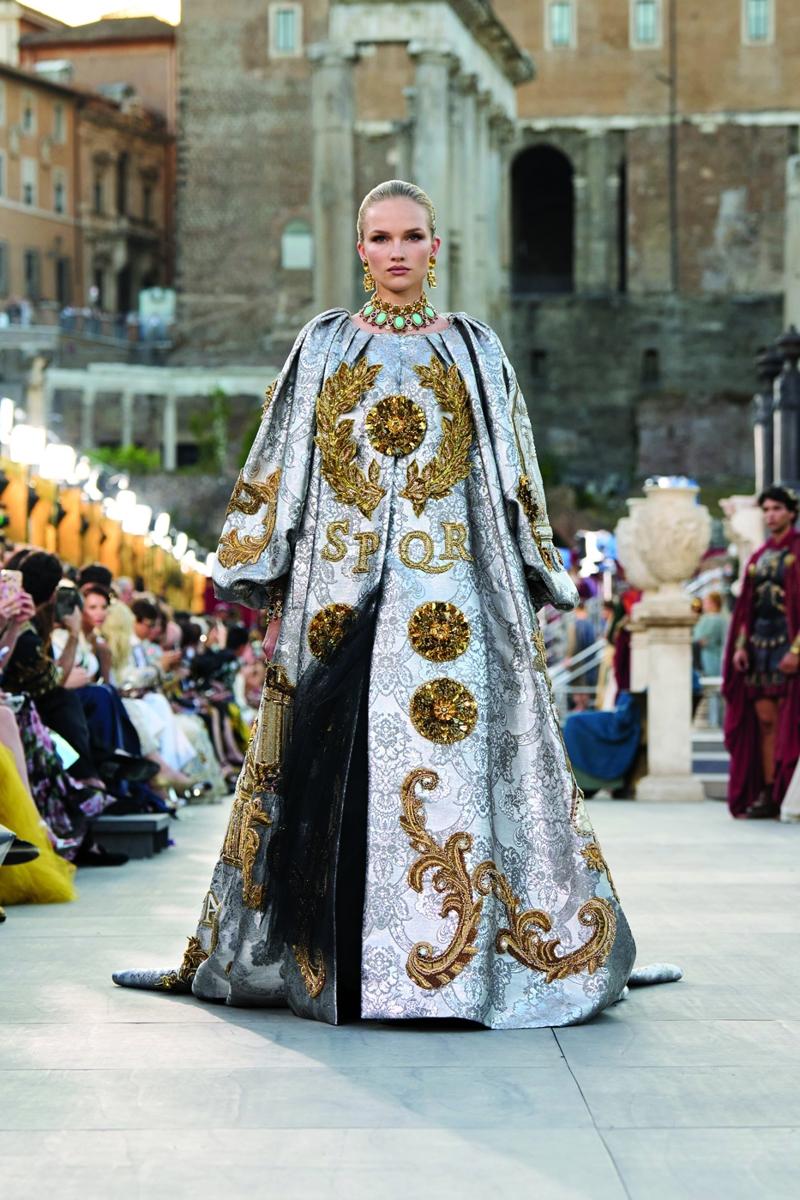 Tarihin Sahnesinde Zanaatkârlık: Dolce&Gabbana Alta Moda Roma'da