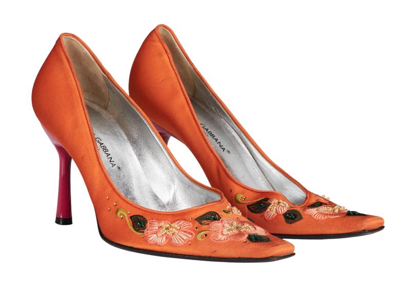  Whitney Houston'ın Dünya Kupası Tişörtüne Rekor Fiyat