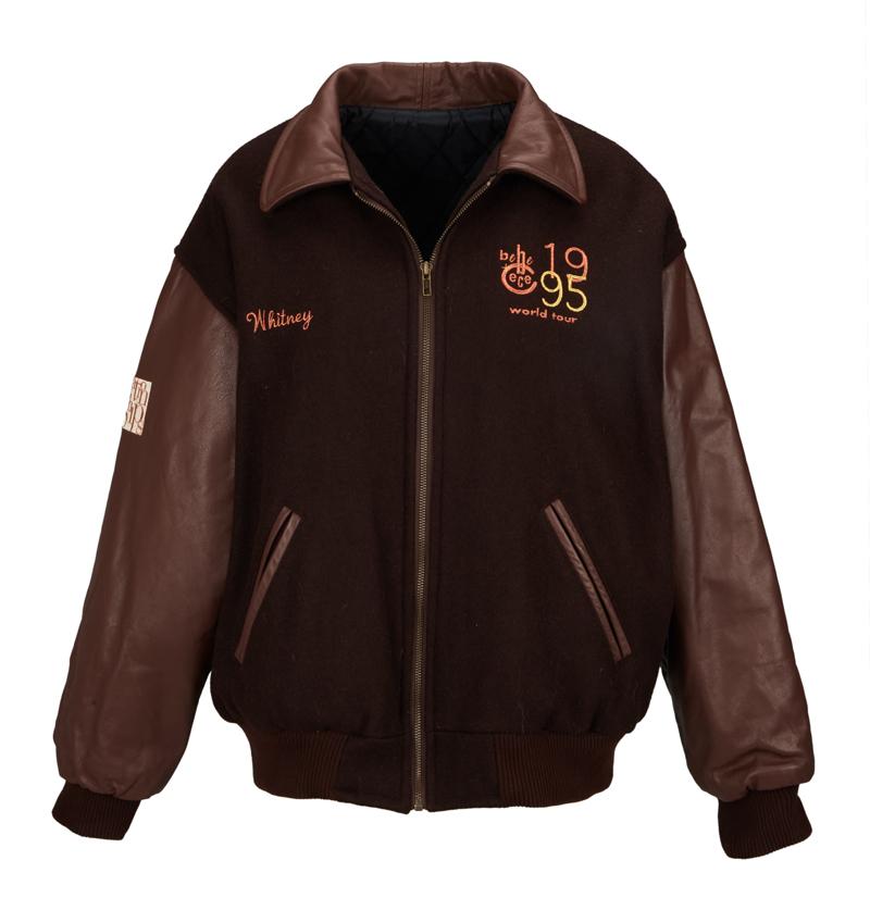  Whitney Houston'ın Dünya Kupası Tişörtüne Rekor Fiyat