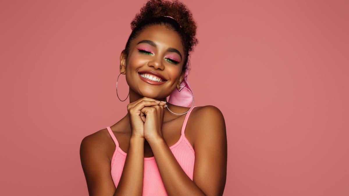 Pembe Makyajın Püf Noktaları