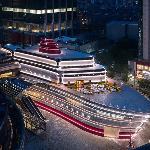 Duyu Deneyimi: 2025 Pop-up Kültürü ve Modaevleri