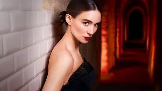 Işığın ve Gölgenin Buluştuğu Koku