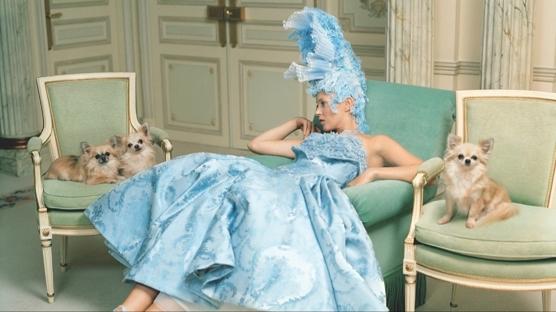 İpekler, Taçlar ve İhtişam: Marie-Antoinette Style Londra'da