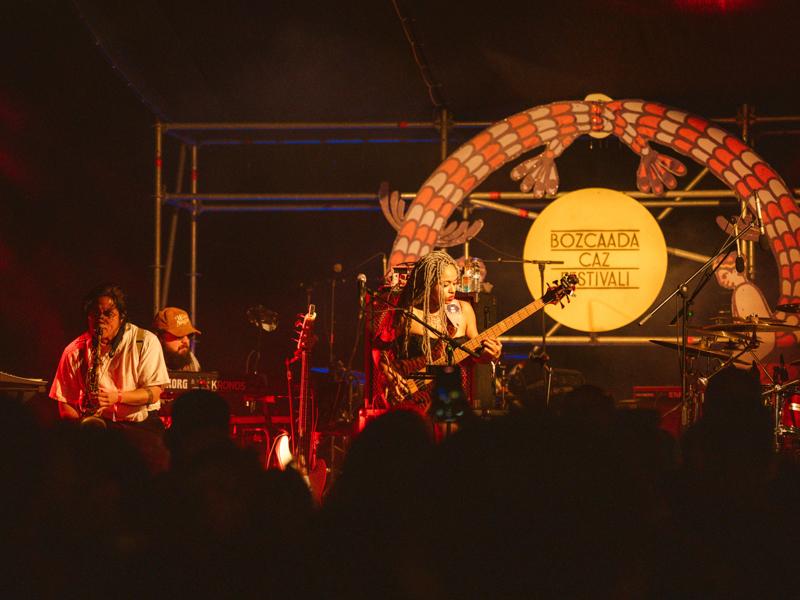 Cazın Ritmi Bozcaada'da Yükseldi