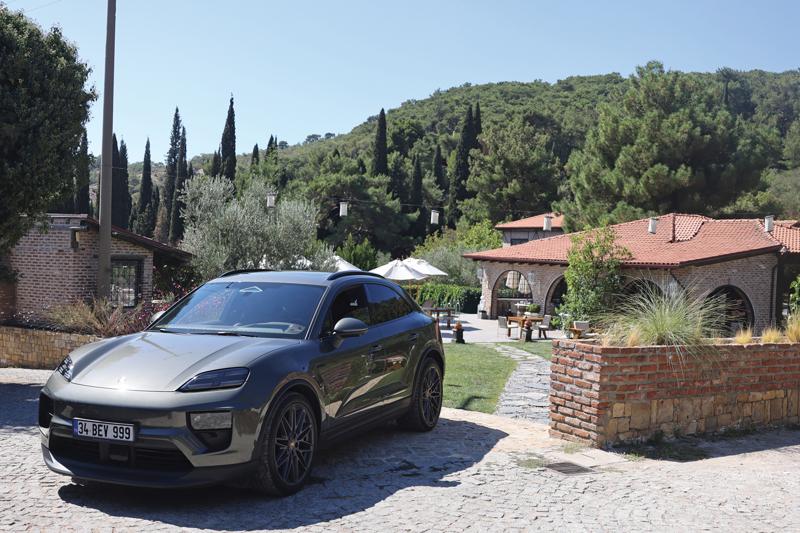 ALEM X Porsche: Yeni Macan ile Sürüş Keyfi