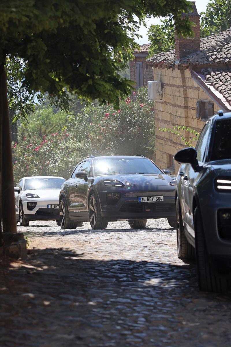 ALEM X Porsche: Yeni Macan ile Sürüş Keyfi