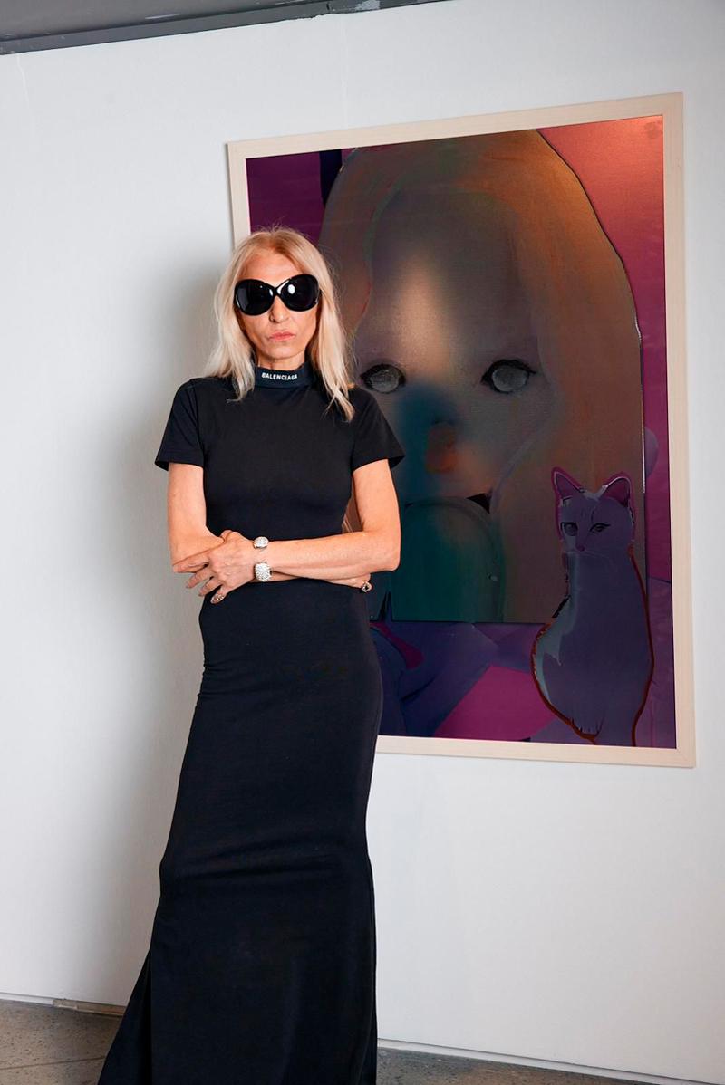 Naif Çizimler: Semra Russell'in İlk Kişisel Sergisi