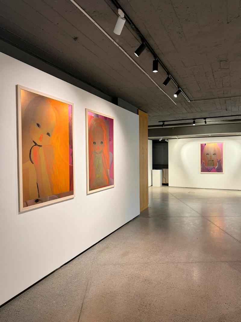 Naif Çizimler: Semra Russell'in İlk Kişisel Sergisi