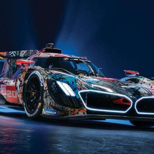 Sanat Pistte Buluşuyor: BMW Art Car Koleksiyonu 50 Yaşında