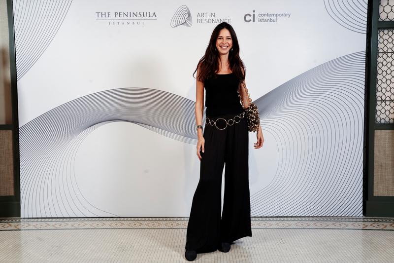 The Peninsula Istanbul, Grimanesa Amorós'un Işık Enstalasyonlarına Ev Sahipliği Yapıyor