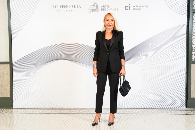 The Peninsula Istanbul, Grimanesa Amorós'un Işık Enstalasyonlarına Ev Sahipliği Yapıyor