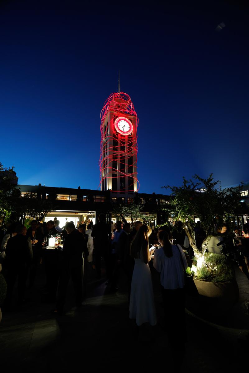 The Peninsula Istanbul, Grimanesa Amorós'un Işık Enstalasyonlarına Ev Sahipliği Yapıyor