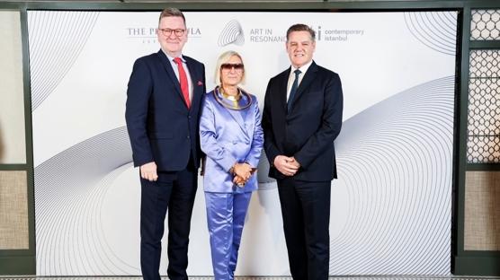 The Peninsula Istanbul, Grimanesa Amorós'un Işık Enstalasyonlarına Ev Sahipliği Yapıyor