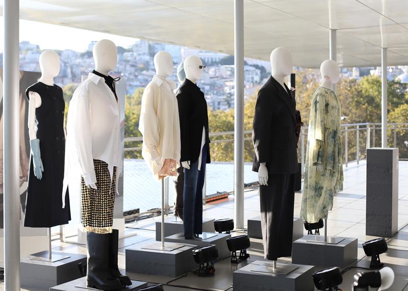 H&M Studio A/W25 Koleksiyonu İstanbul Modern'de Tanıtıldı