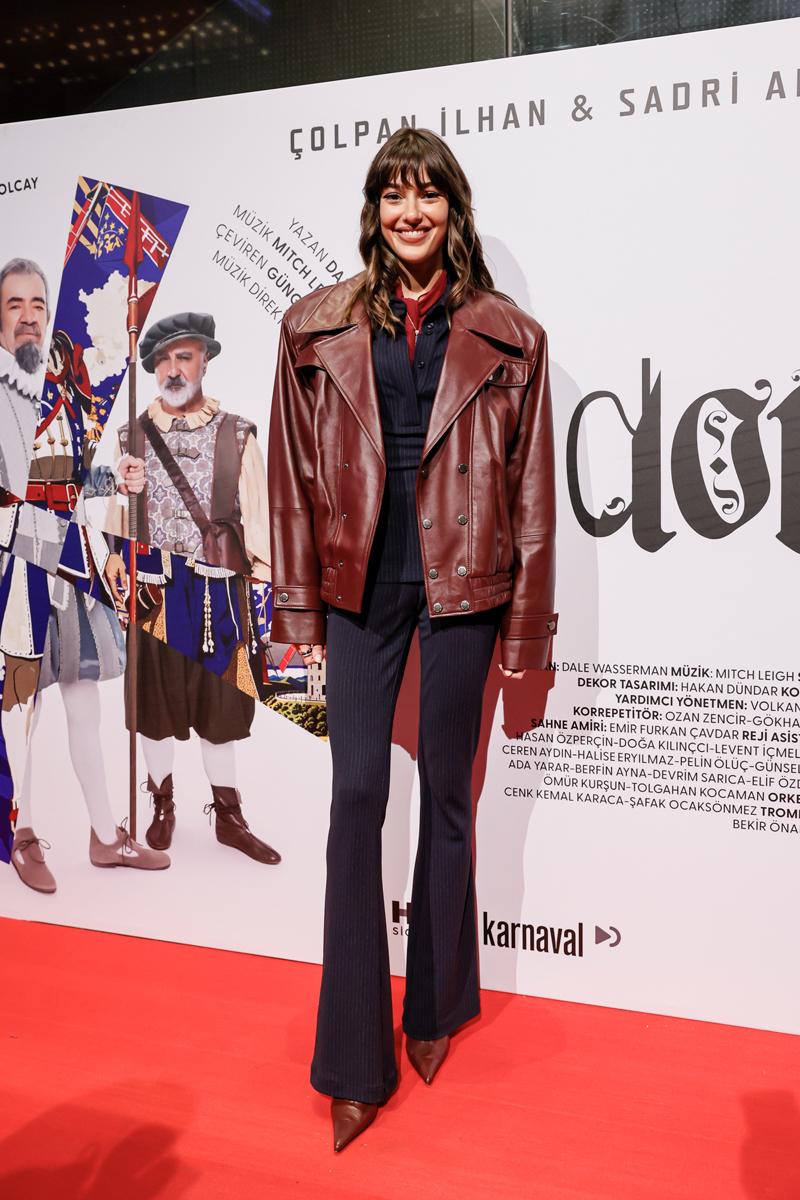 Yeni Sezonun İlk Perdesi