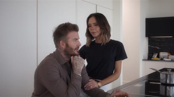 Işıklar Altında Bir İkon: Victoria Beckham'ın İlham Veren Hikâyesi