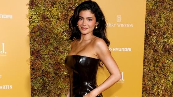 Spot Işıkları Kylie Jenner'ın Üzerinde: "The Moment"