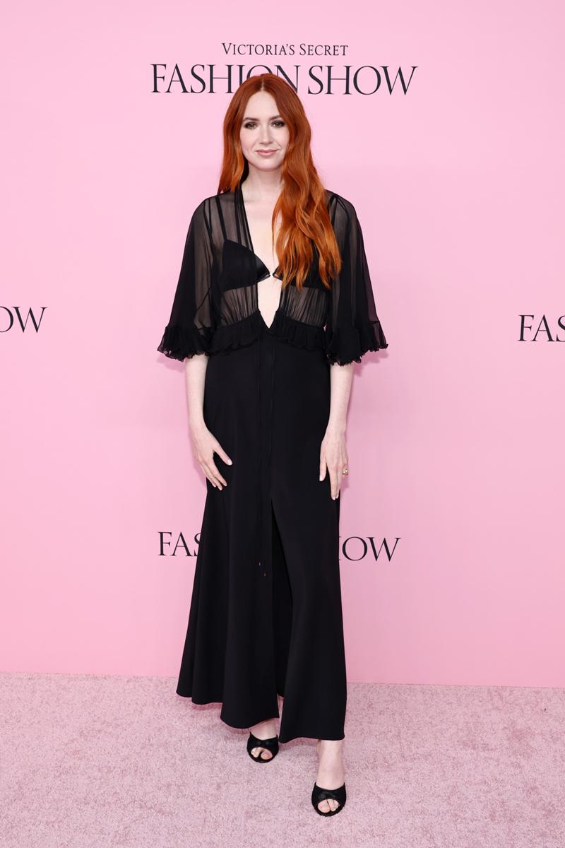 Victoria's Secret Fashion Show 2025: En İyi Pembe Halı Görünümleri