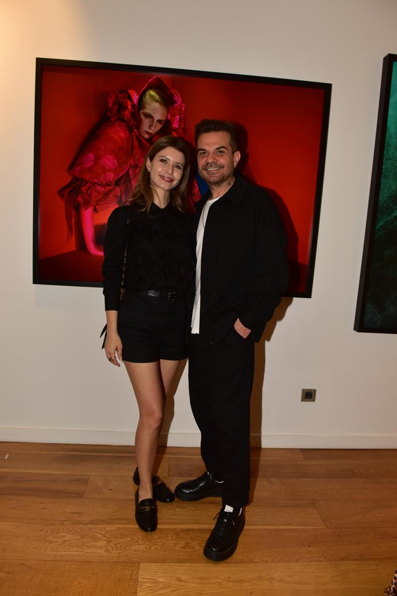 Nihat Odabaşı'ndan Gizlenme Temalı Sergi: "No Photo Please"