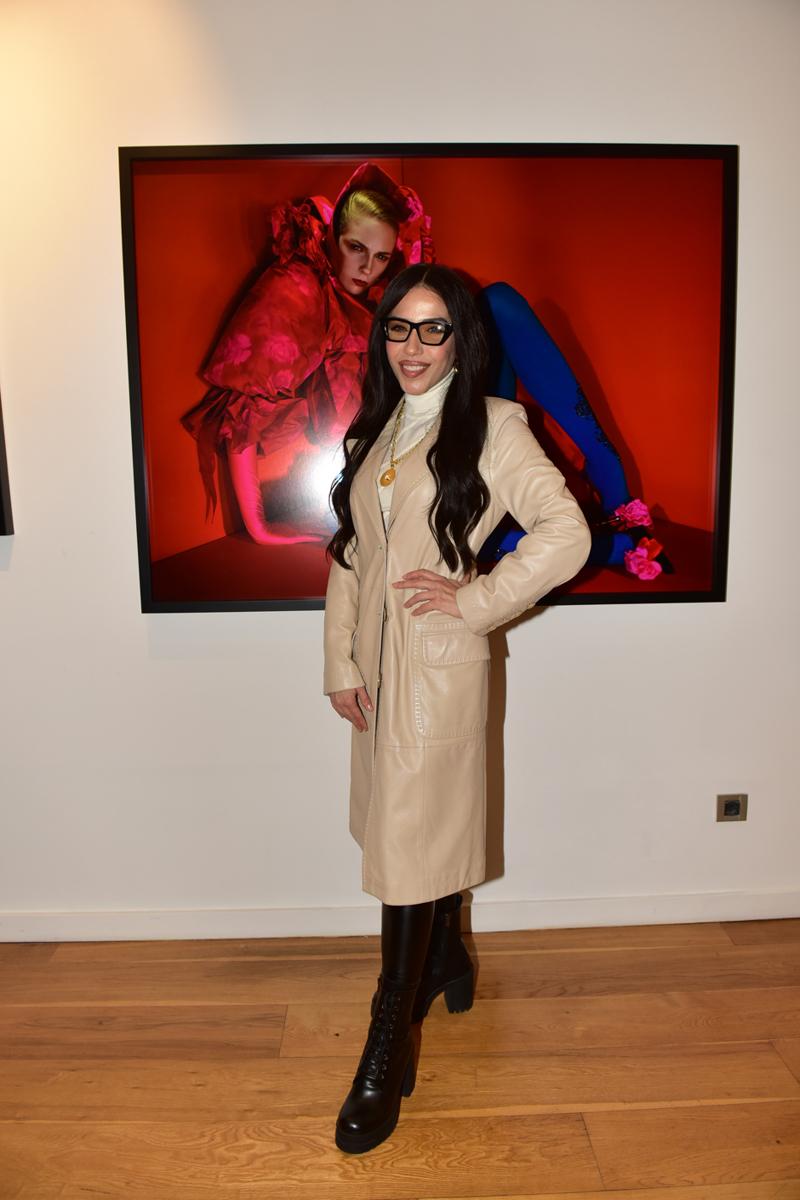 Nihat Odabaşı'ndan Gizlenme Temalı Sergi: "No Photo Please"