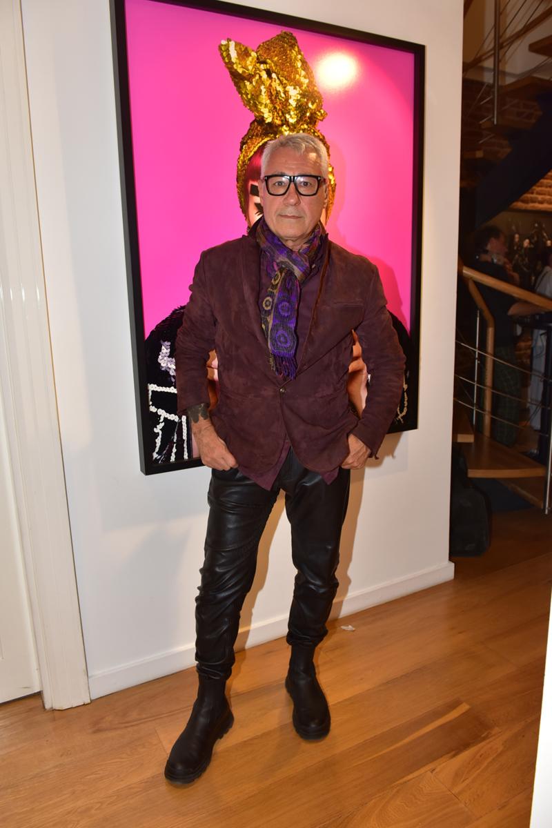 Nihat Odabaşı'ndan Gizlenme Temalı Sergi: "No Photo Please"