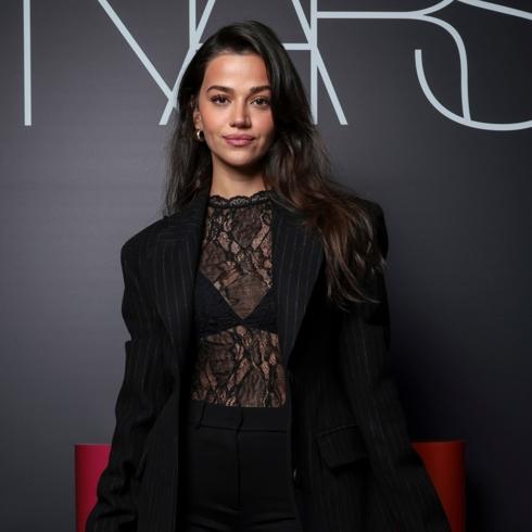 Çok Yönlü Makyajın Yeni İkonu